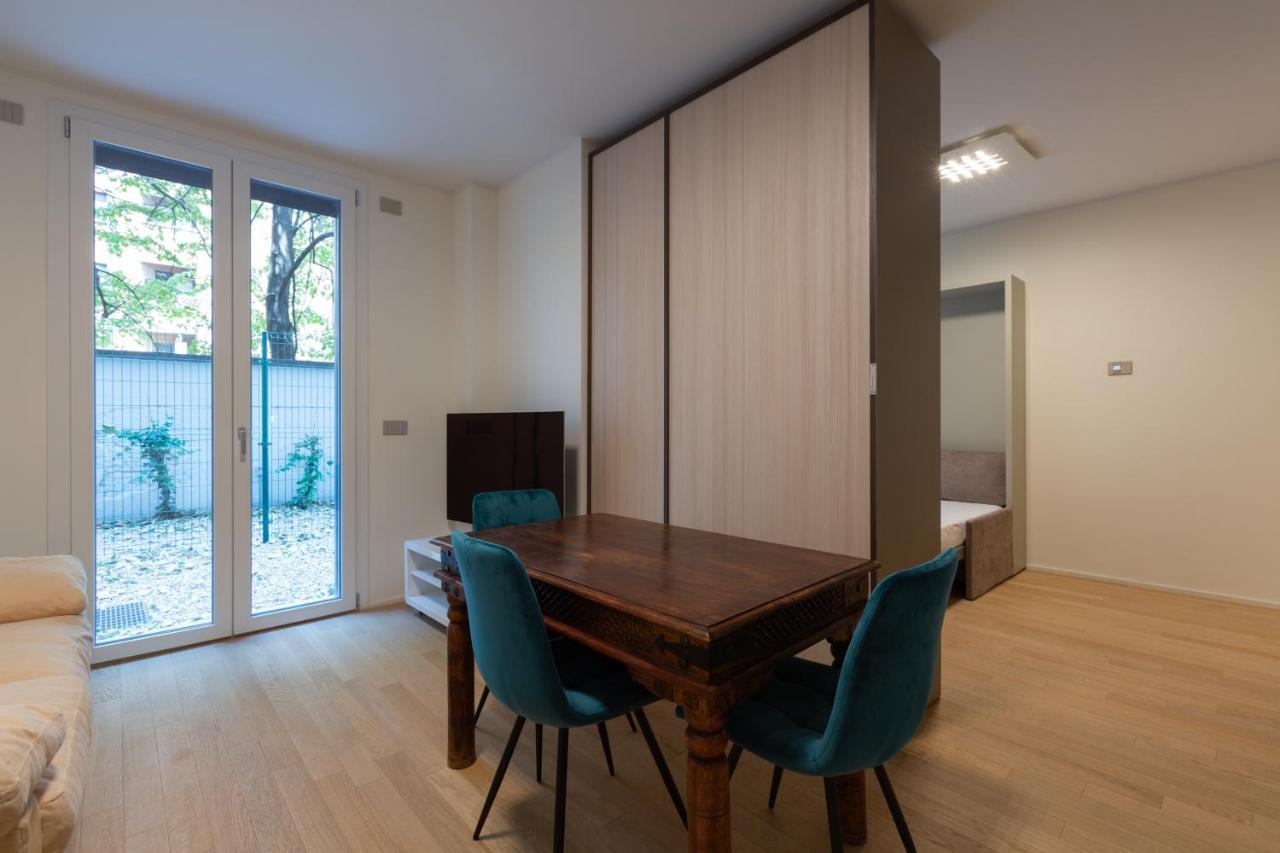 Apartmán Cozy Flat With Parking Milán Exteriér fotografie