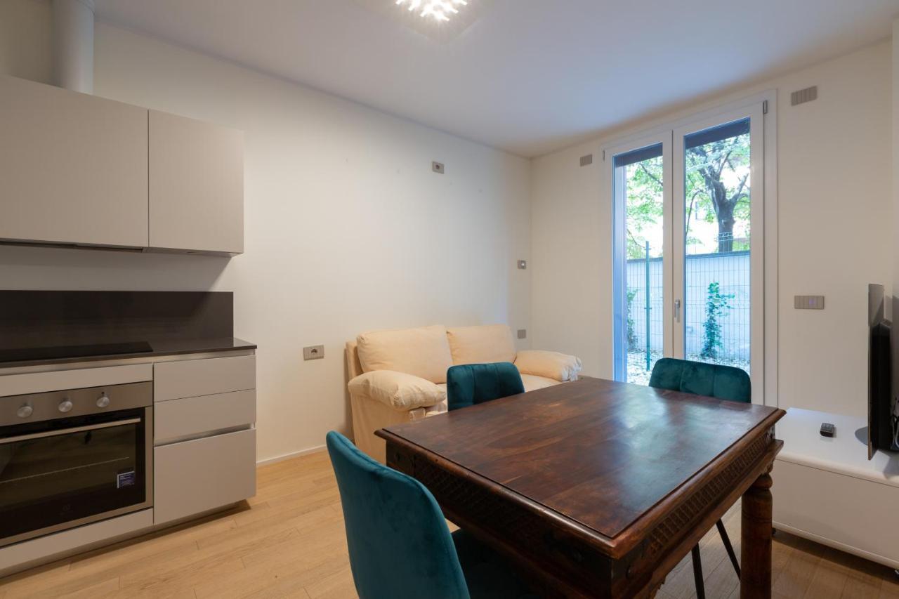 Apartmán Cozy Flat With Parking Milán Exteriér fotografie